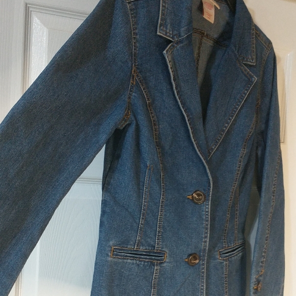 Faded Glory Blue Denim Jacket size S (4-6) P2P=18" Shoulder 2 Hem=24" - Picture 3 of 6
